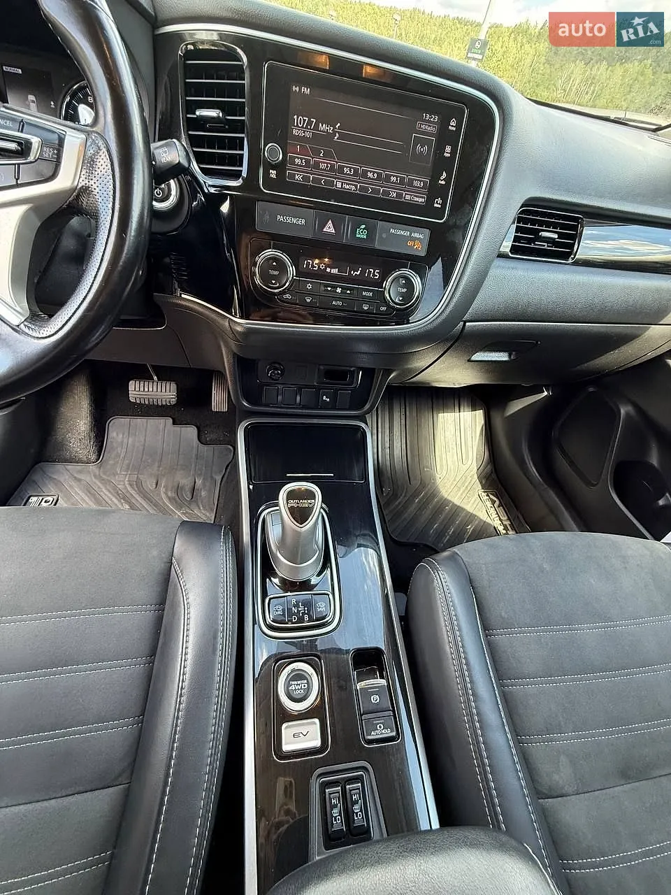 2018 Mitsubishi Outlander - мініатюра 4