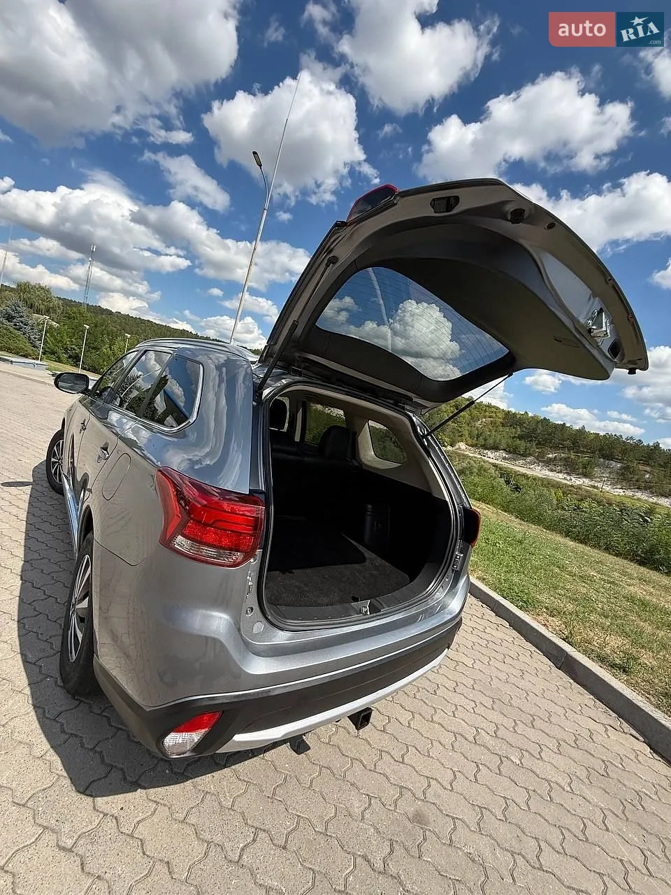 2018 Mitsubishi Outlander - мініатюра 8