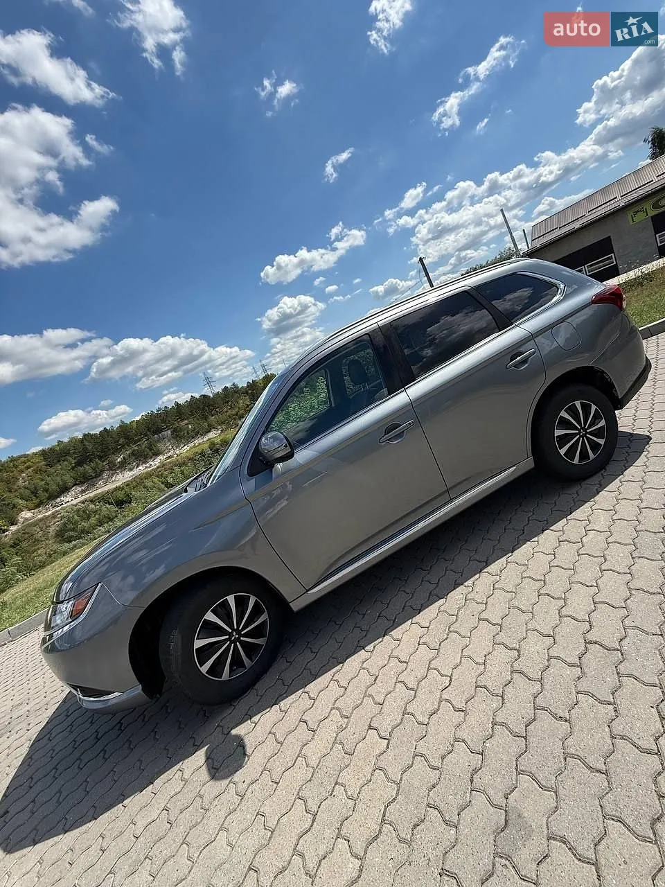 2018 Mitsubishi Outlander - мініатюра 2