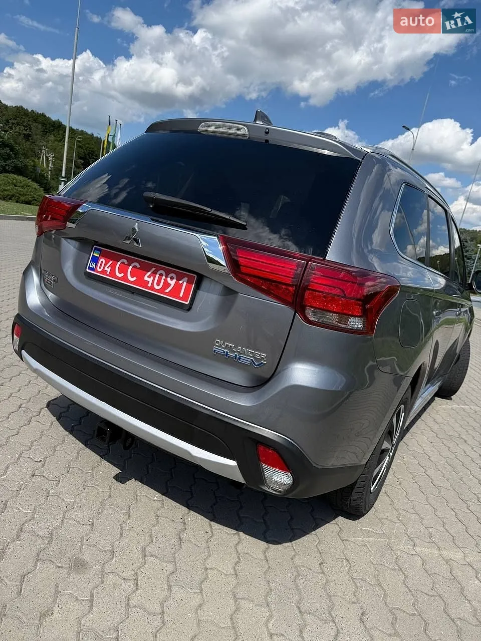 2018 Mitsubishi Outlander - мініатюра 14