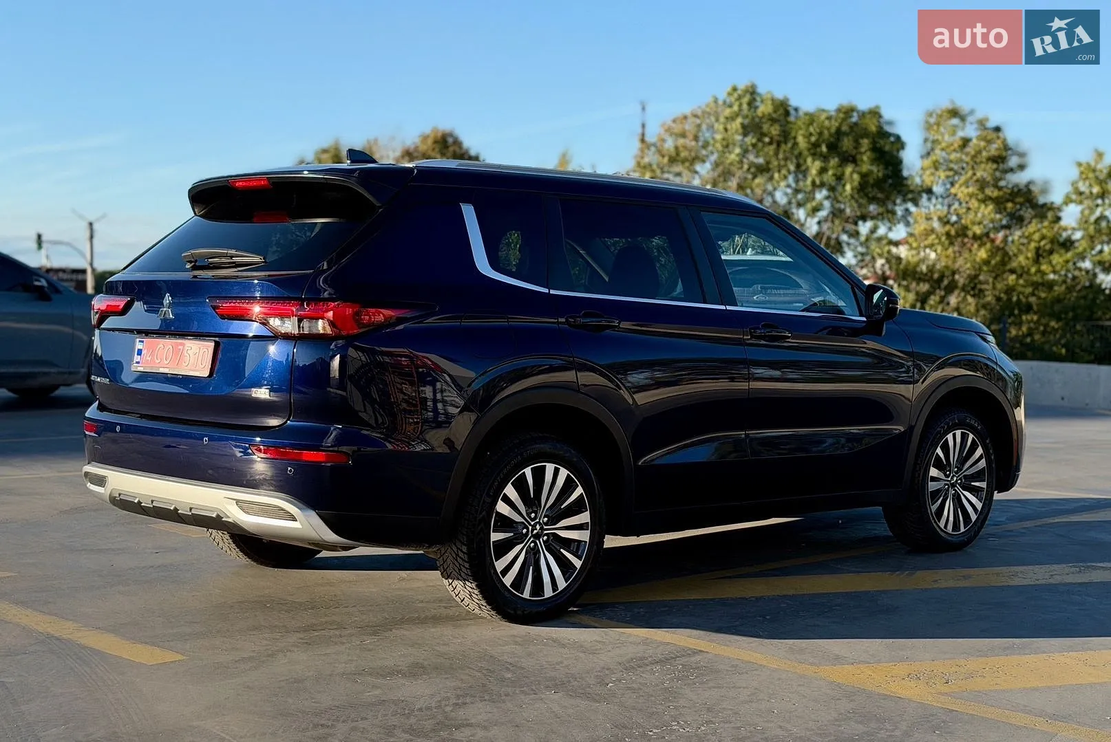 2022 Mitsubishi Outlander - мініатюра 11