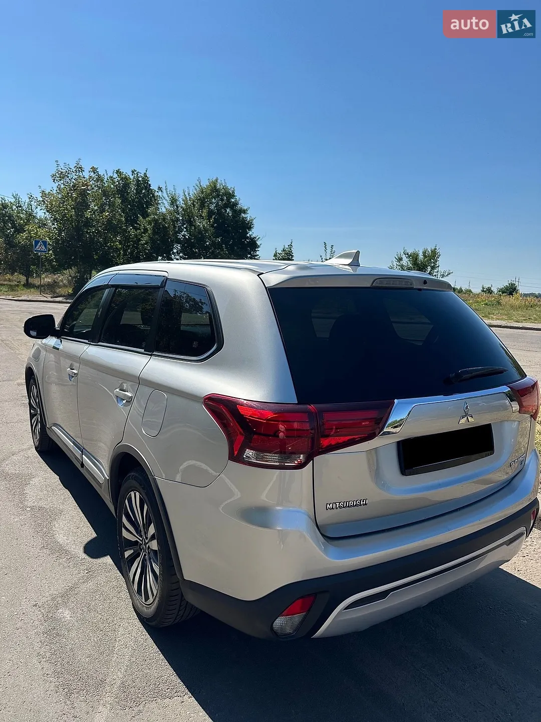 2018 Mitsubishi Outlander - мініатюра 4