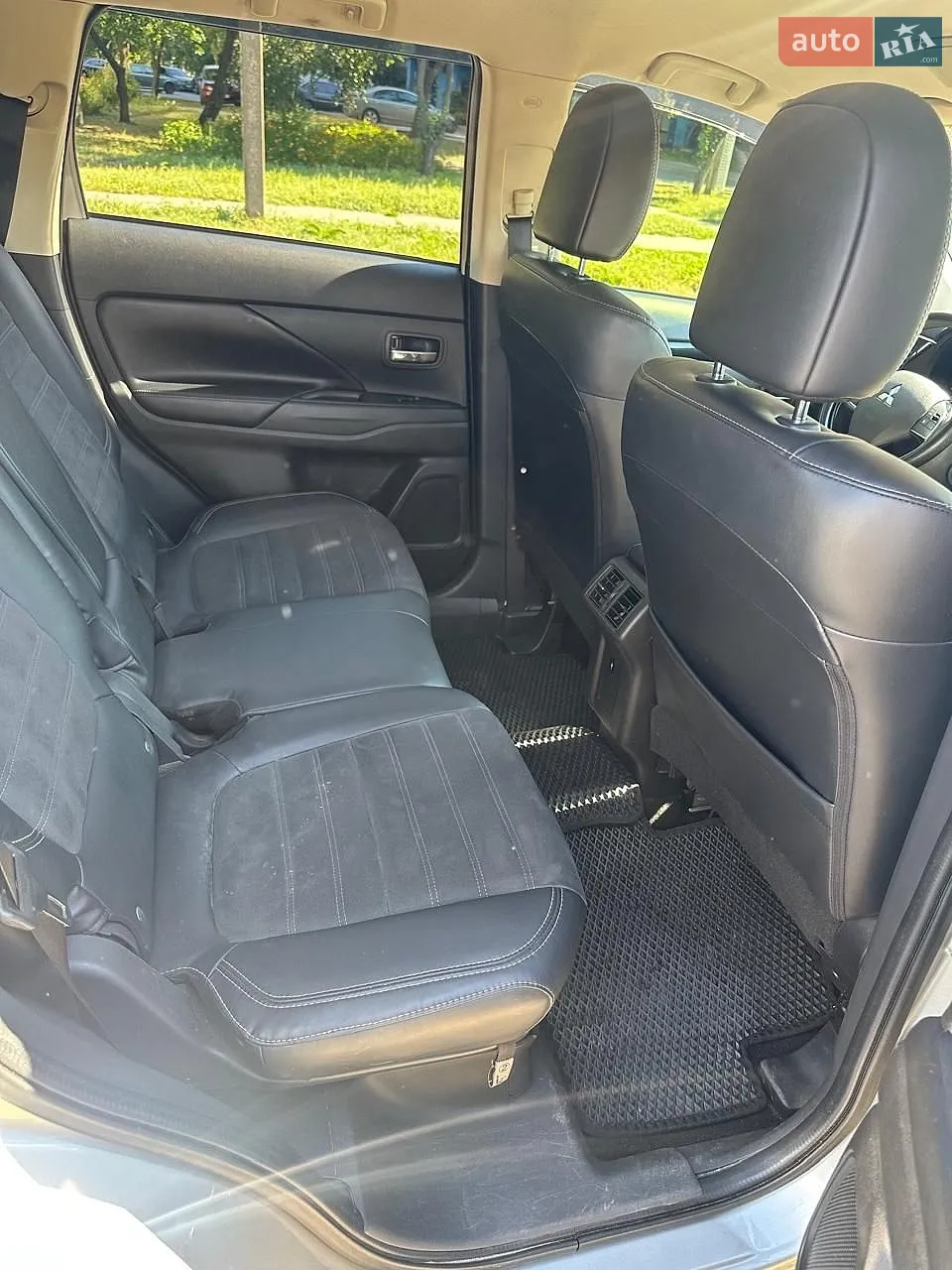2018 Mitsubishi Outlander - мініатюра 8