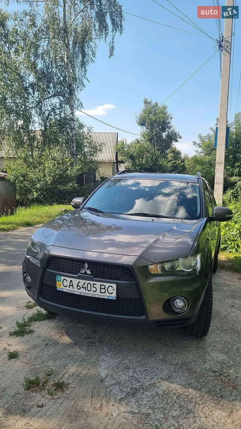 2011 Mitsubishi Outlander - мініатюра 5