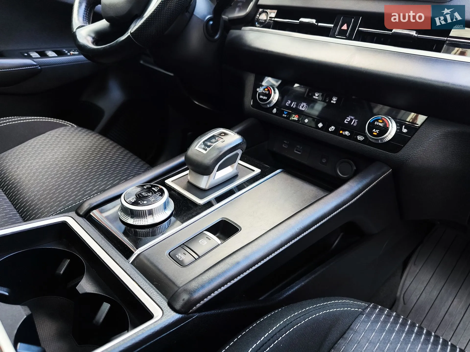 2021 Mitsubishi Outlander - мініатюра 38
