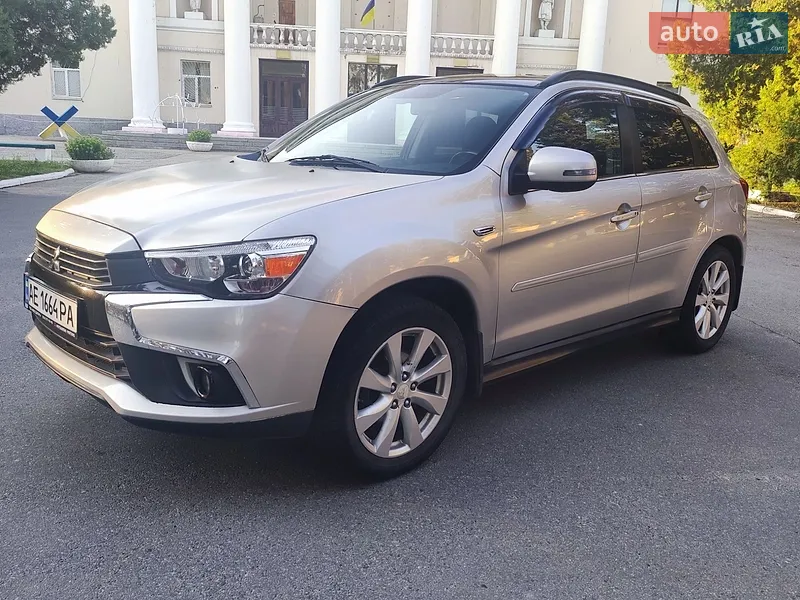 Mitsubishi Outlander 2015