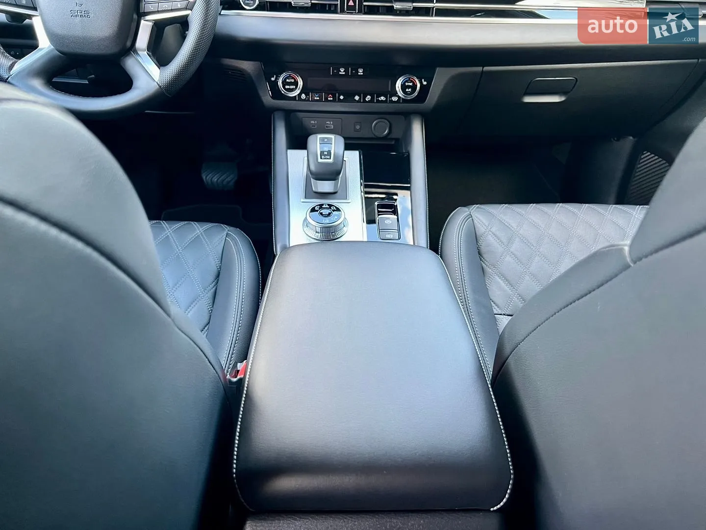 2024 Mitsubishi Outlander - мініатюра 77