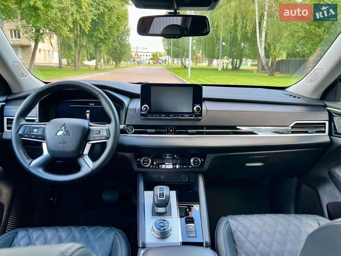 2024 Mitsubishi Outlander - мініатюра 76