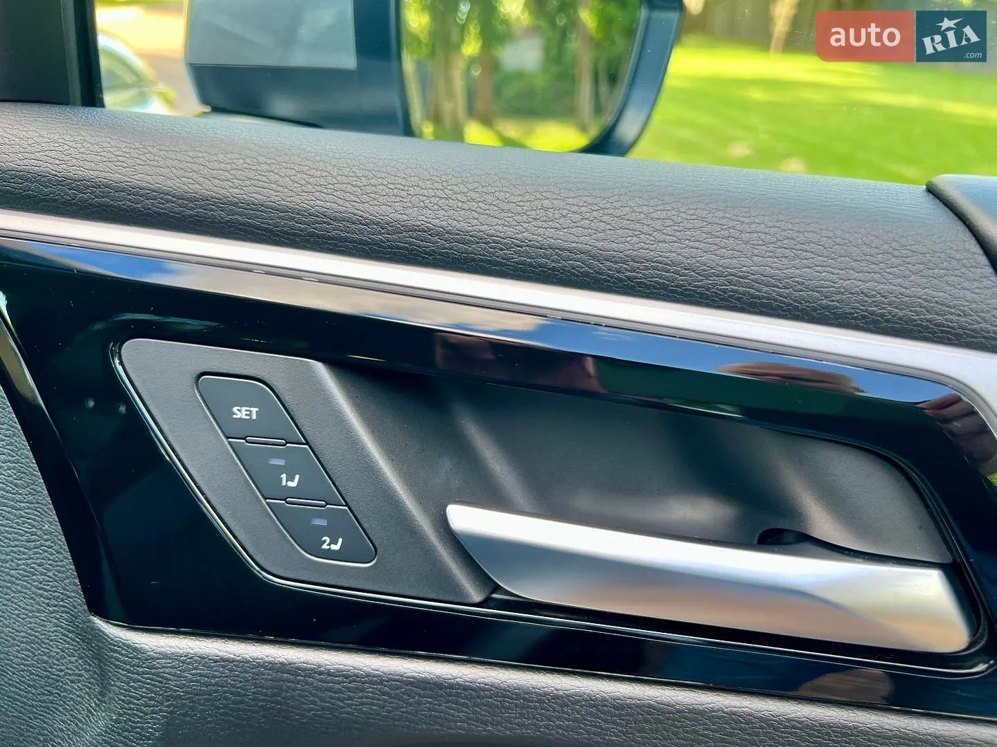 2024 Mitsubishi Outlander - мініатюра 46