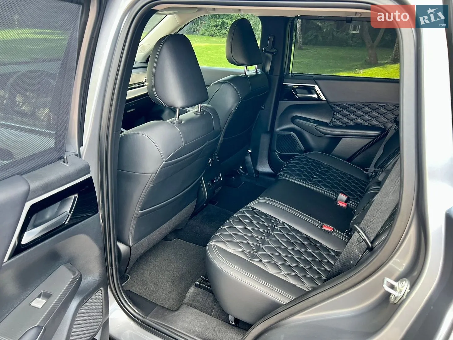 2024 Mitsubishi Outlander - мініатюра 62