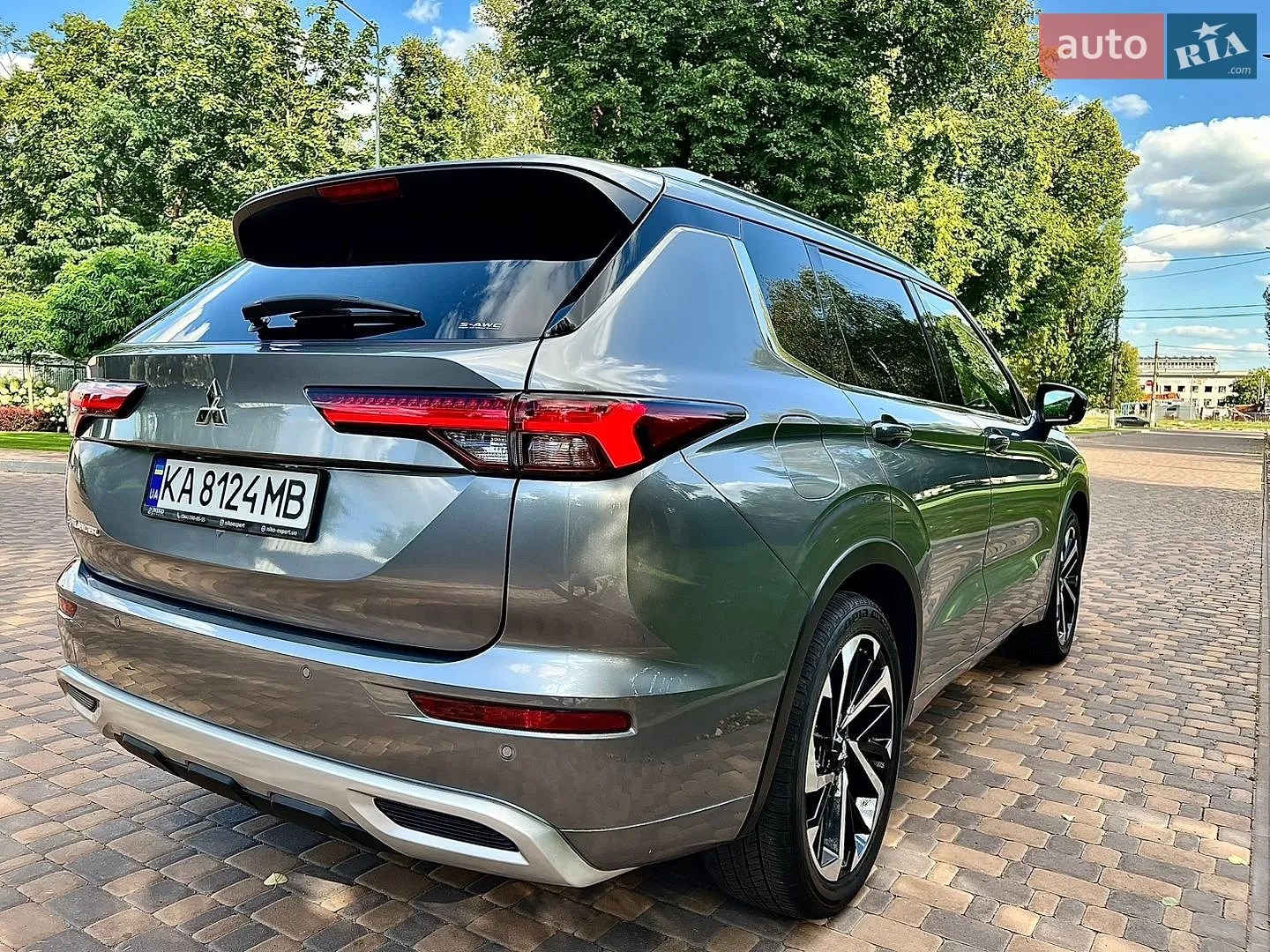 2024 Mitsubishi Outlander - мініатюра 18