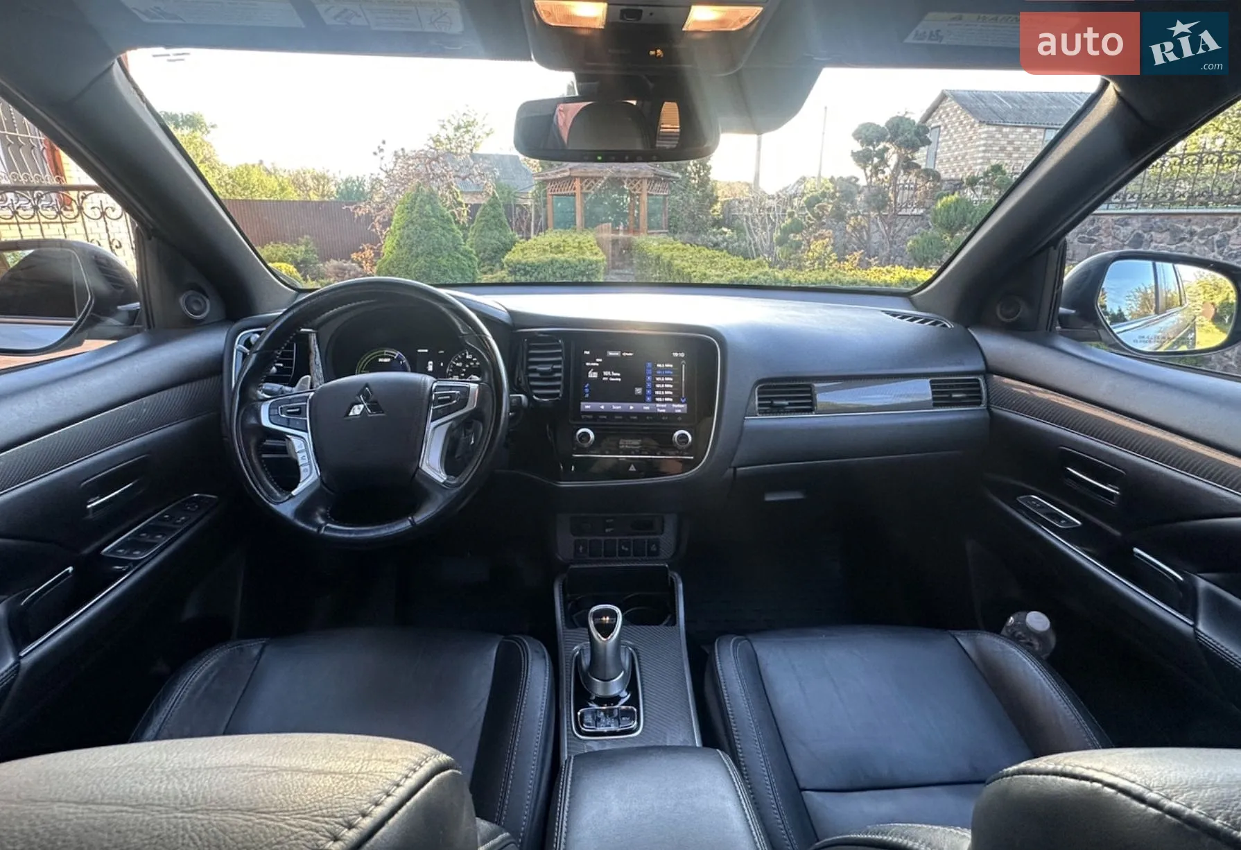 2022 Mitsubishi Outlander - мініатюра 16