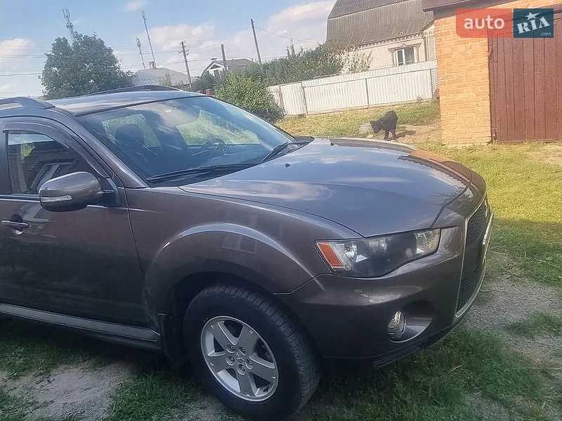 Mitsubishi Outlander