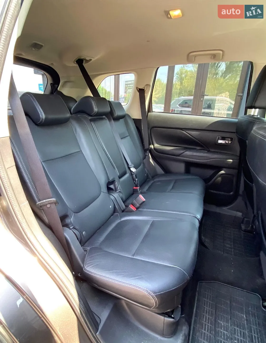 2018 Mitsubishi Outlander - мініатюра 23
