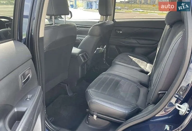 2019 Mitsubishi Outlander - мініатюра 21