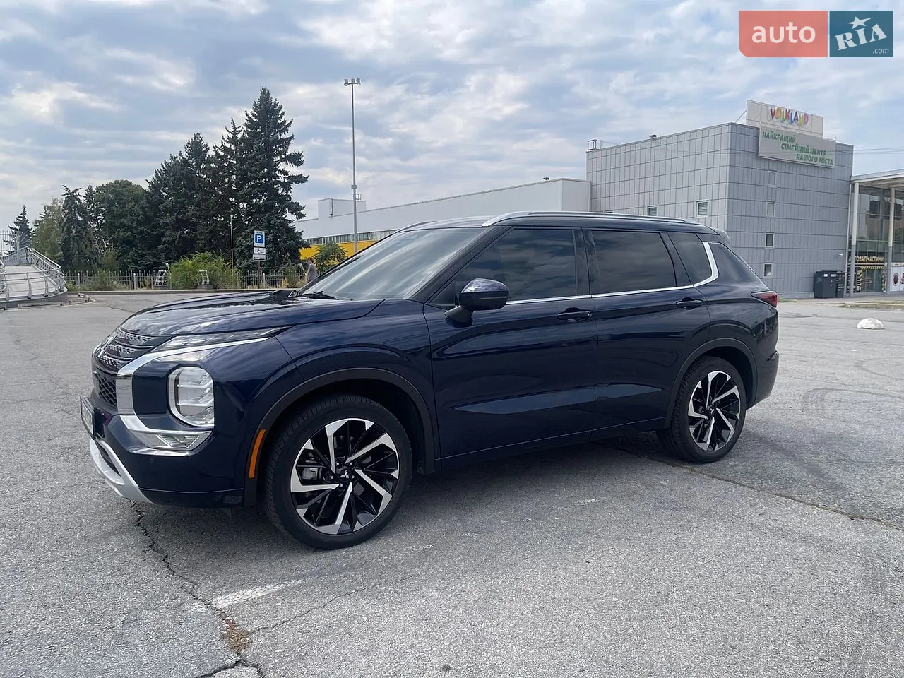 2021 Mitsubishi Outlander - мініатюра 14