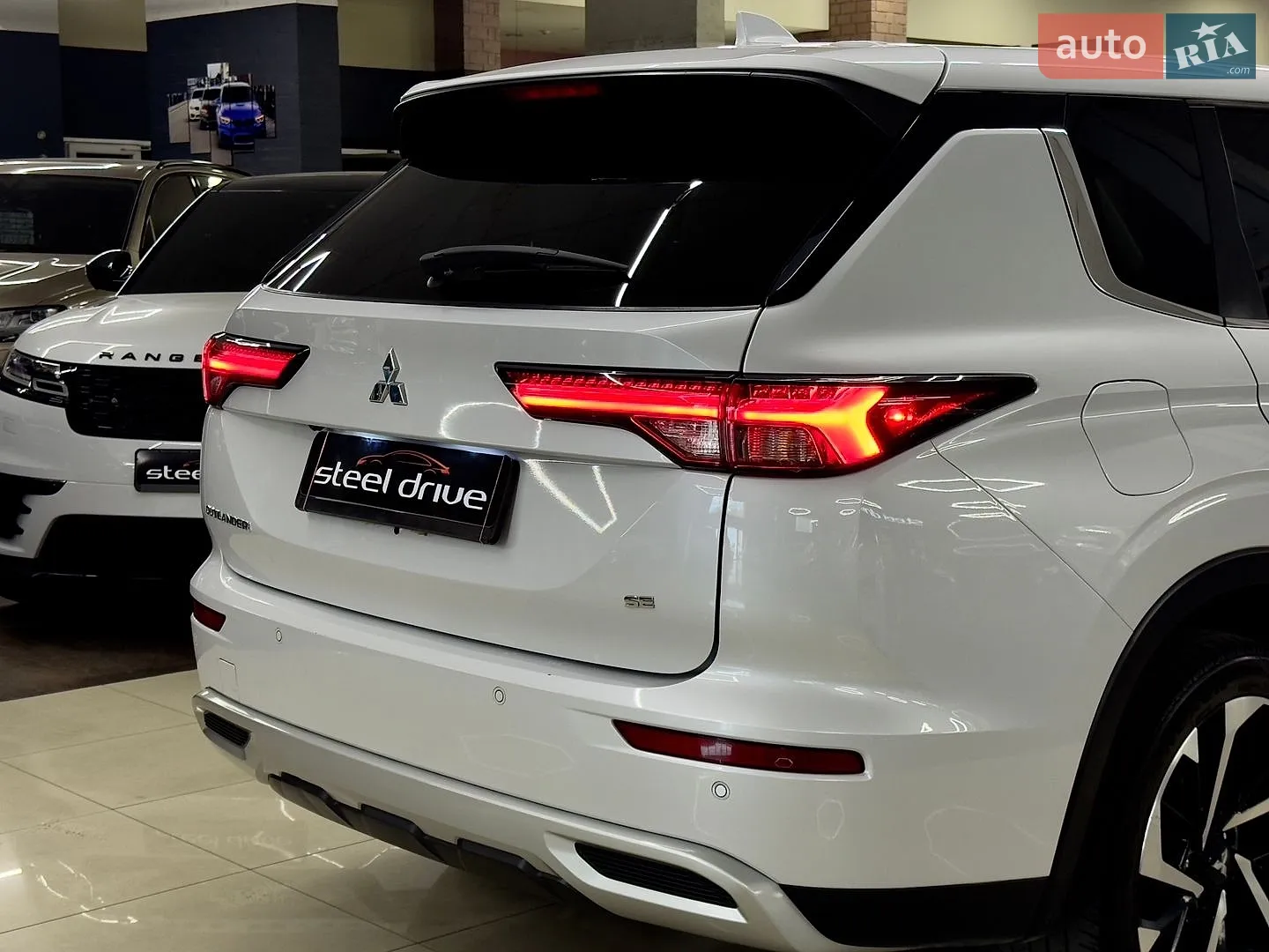 2022 Mitsubishi Outlander - мініатюра 4