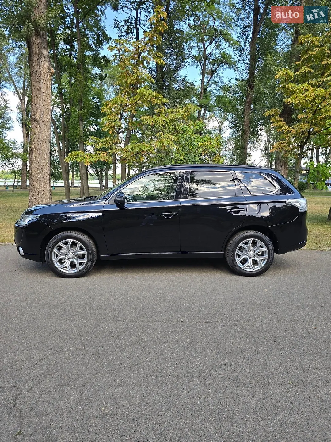 2014 Mitsubishi Outlander - мініатюра 6