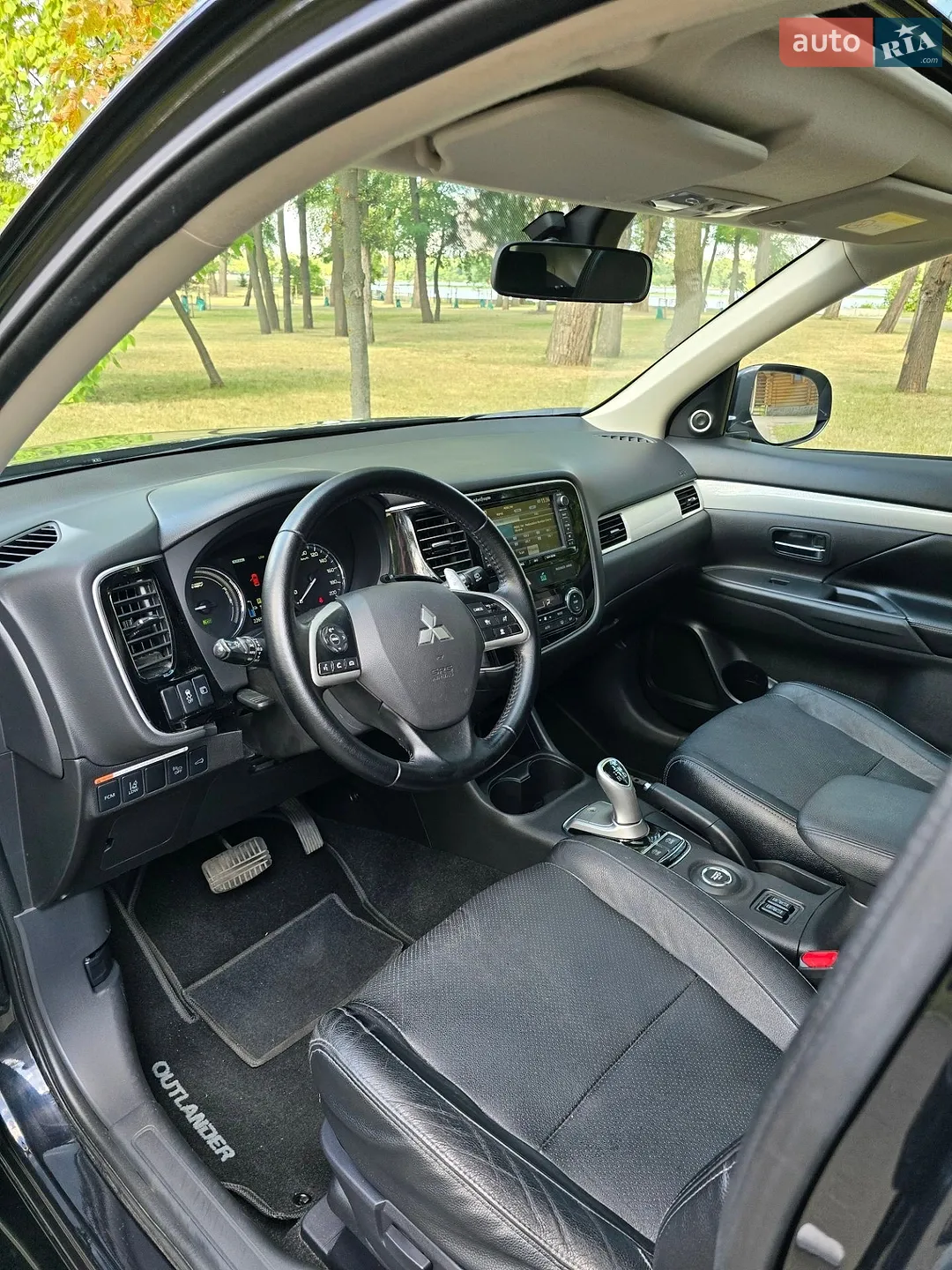 2014 Mitsubishi Outlander - мініатюра 36