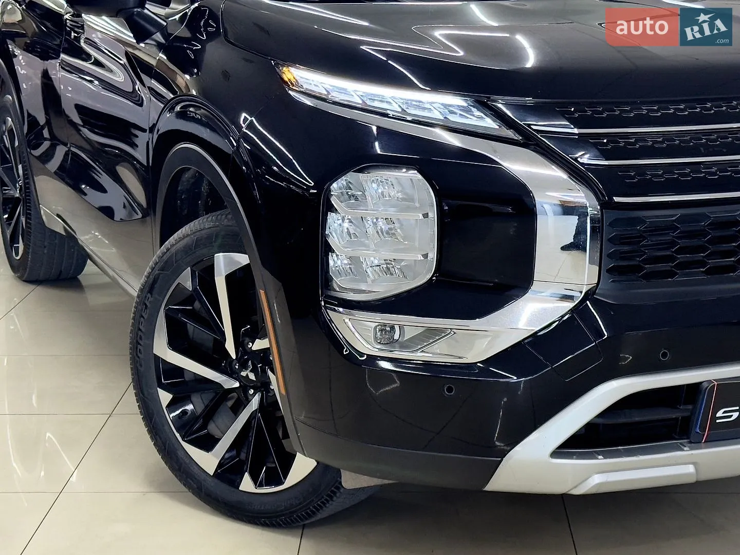 2021 Mitsubishi Outlander - мініатюра 4