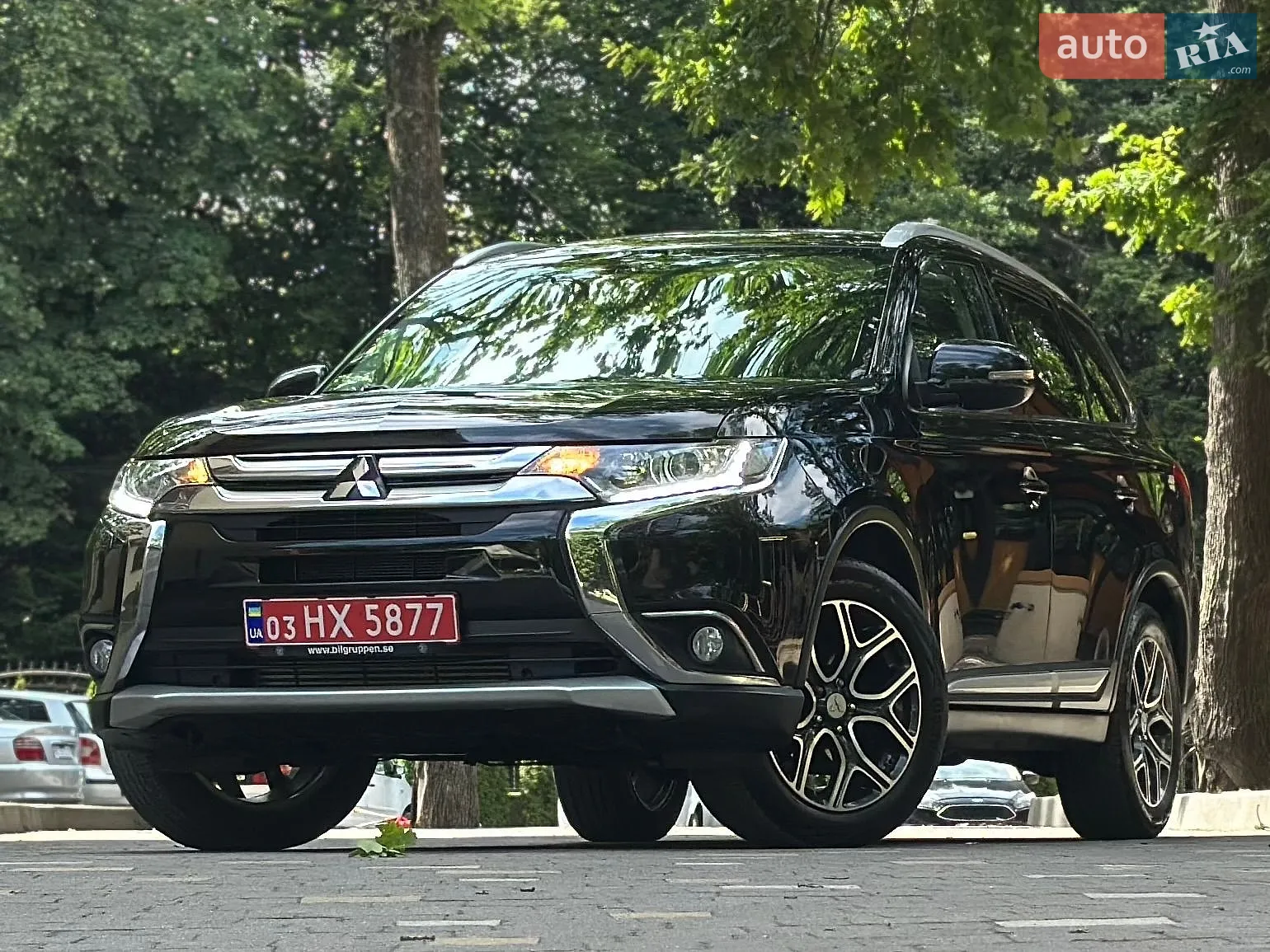 2016 Mitsubishi Outlander - мініатюра 14