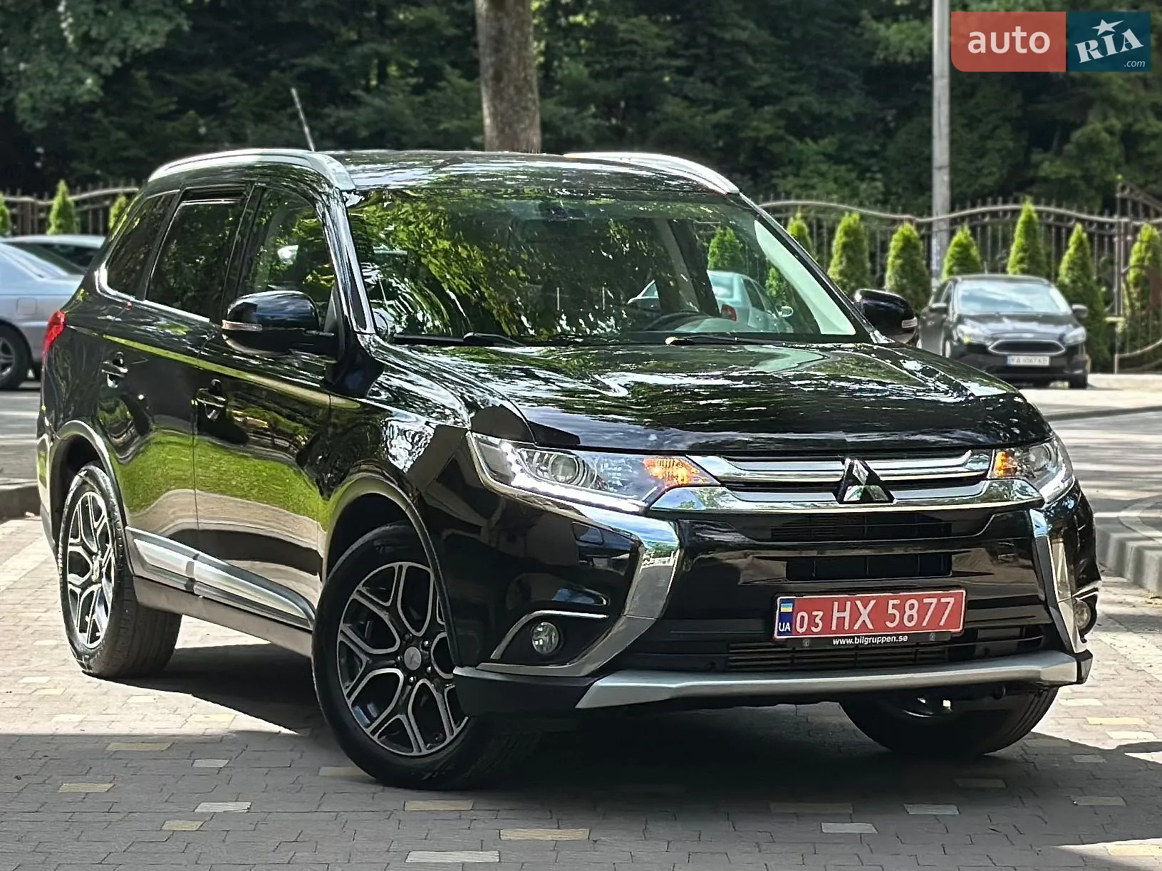 2016 Mitsubishi Outlander - мініатюра 29