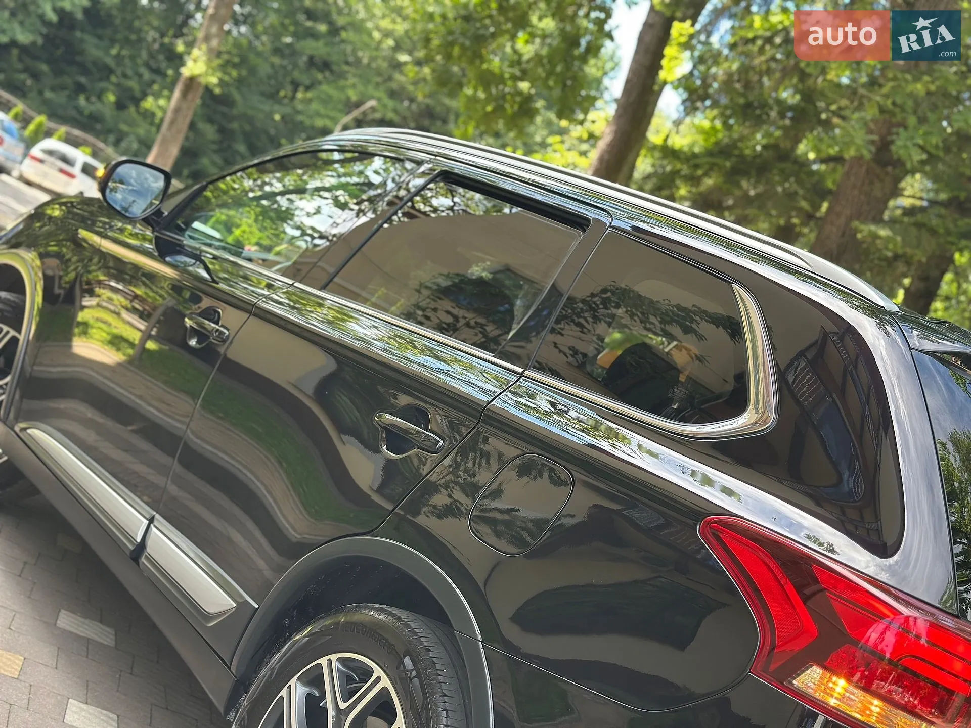 2016 Mitsubishi Outlander - мініатюра 44