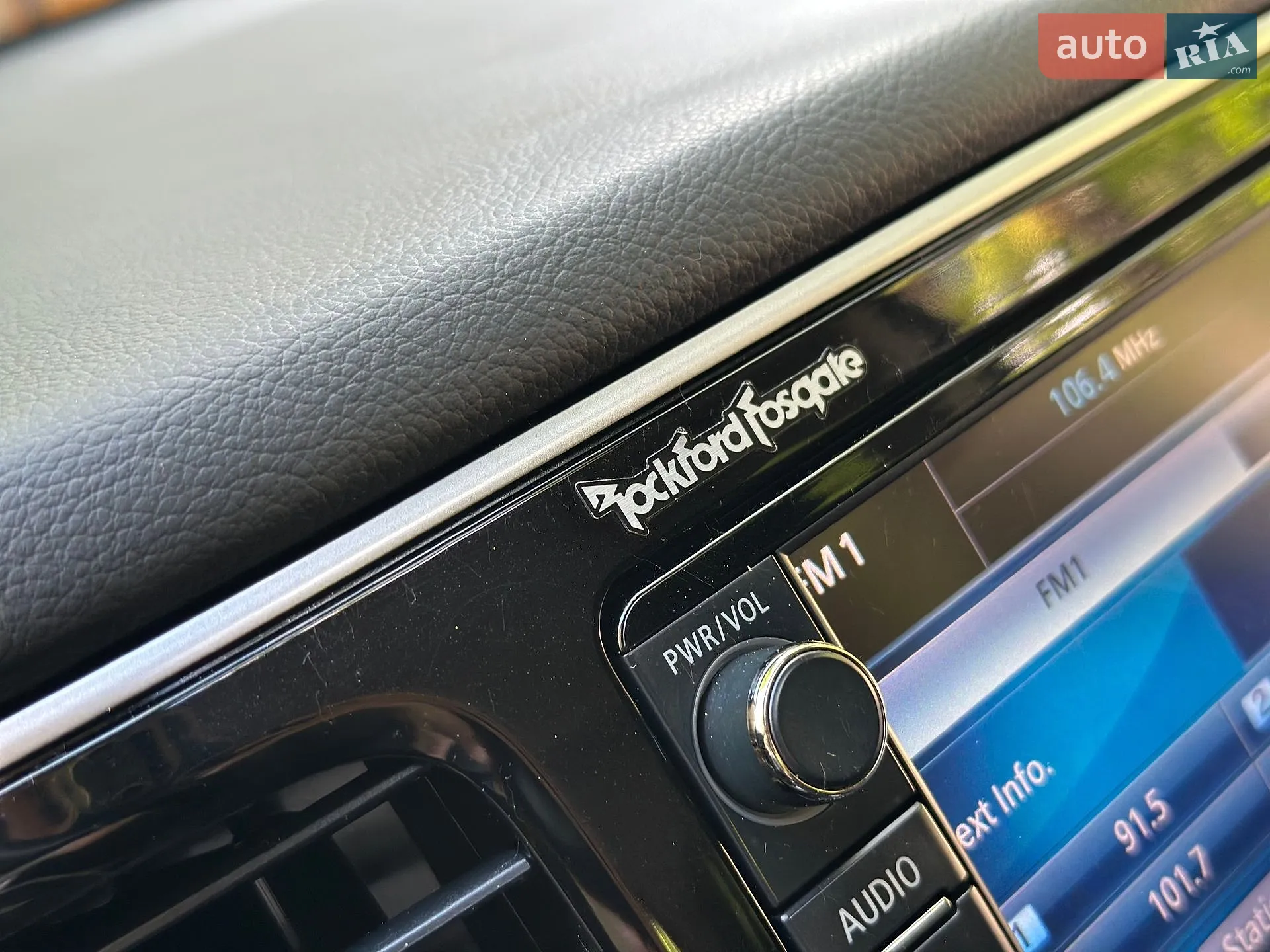 2014 Mitsubishi Outlander - мініатюра 77