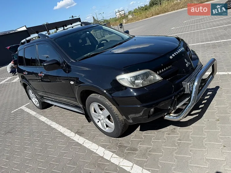 Mitsubishi Outlander
