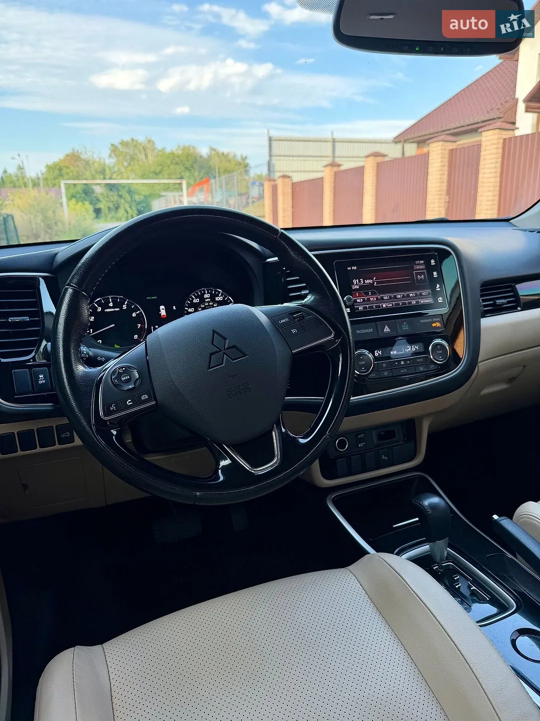 2017 Mitsubishi Outlander - мініатюра 38