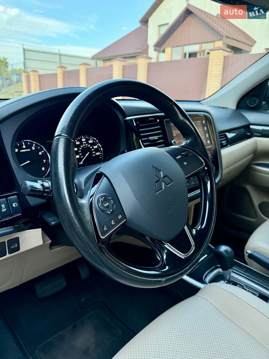 2017 Mitsubishi Outlander - мініатюра 40