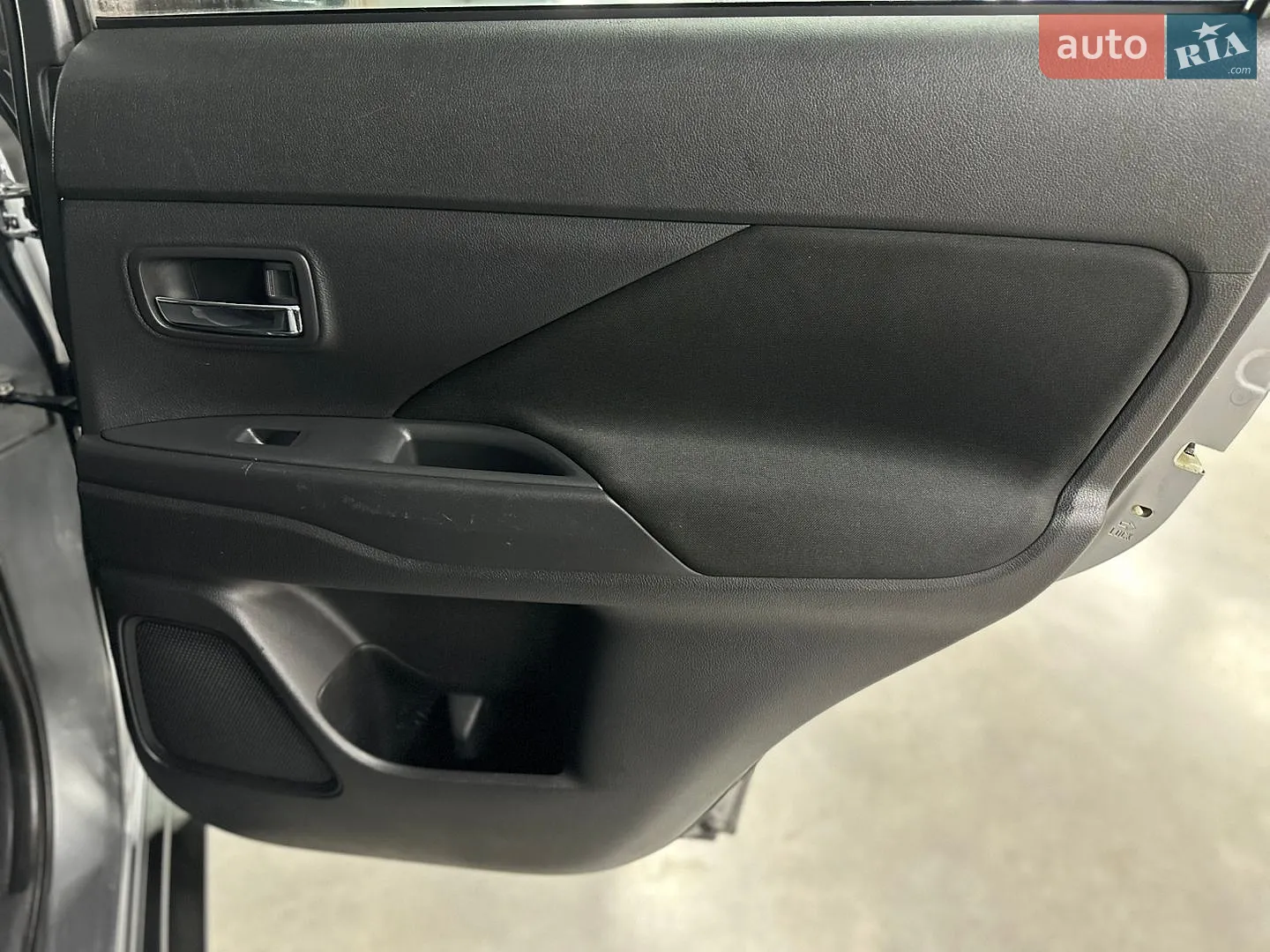 2012 Mitsubishi Outlander - мініатюра 33
