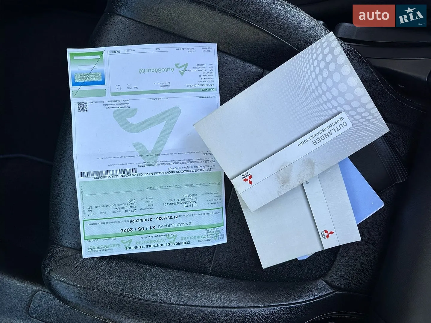 2014 Mitsubishi Outlander - мініатюра 16