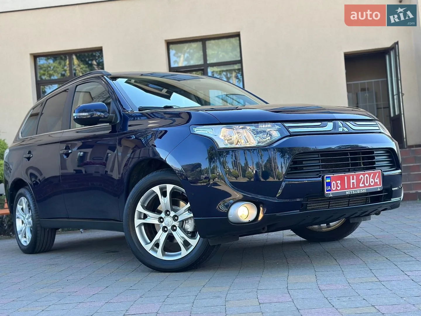 2014 Mitsubishi Outlander - мініатюра 3