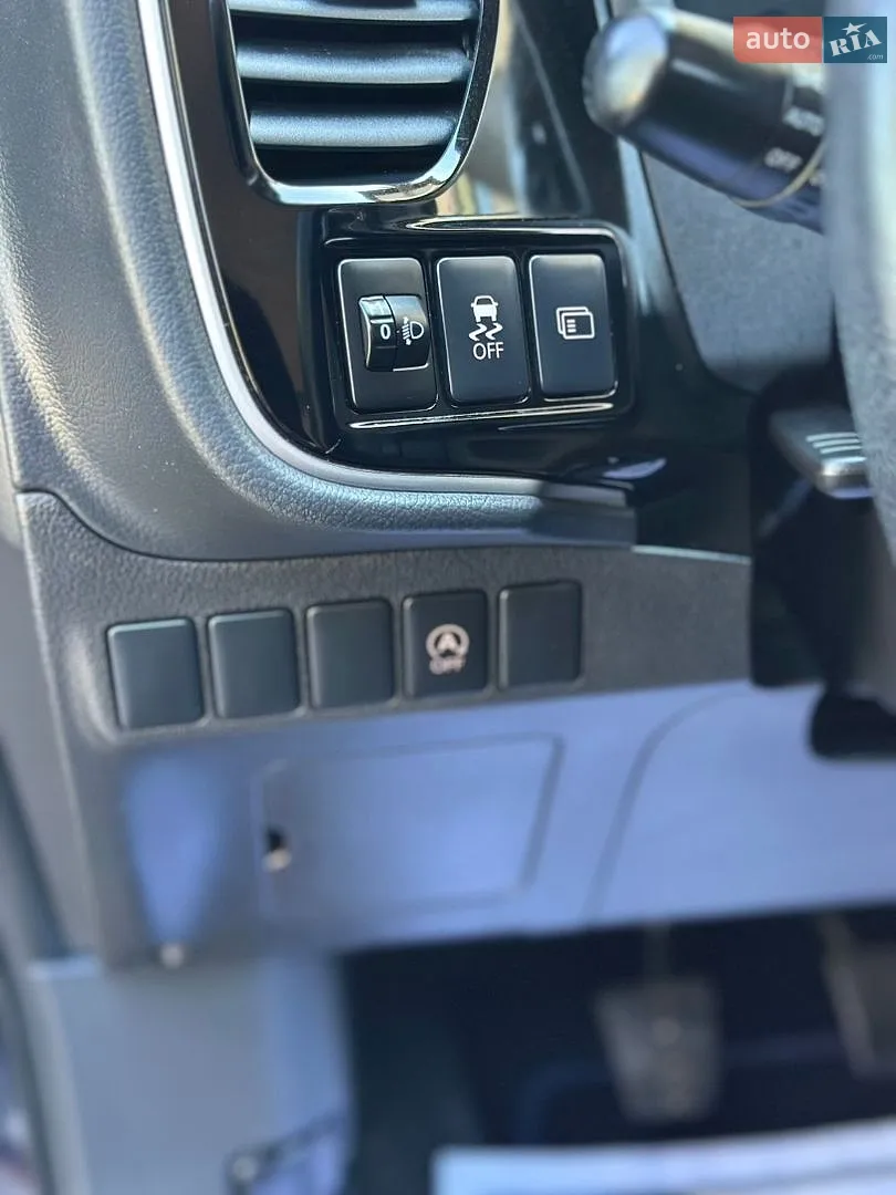 2014 Mitsubishi Outlander - мініатюра 102