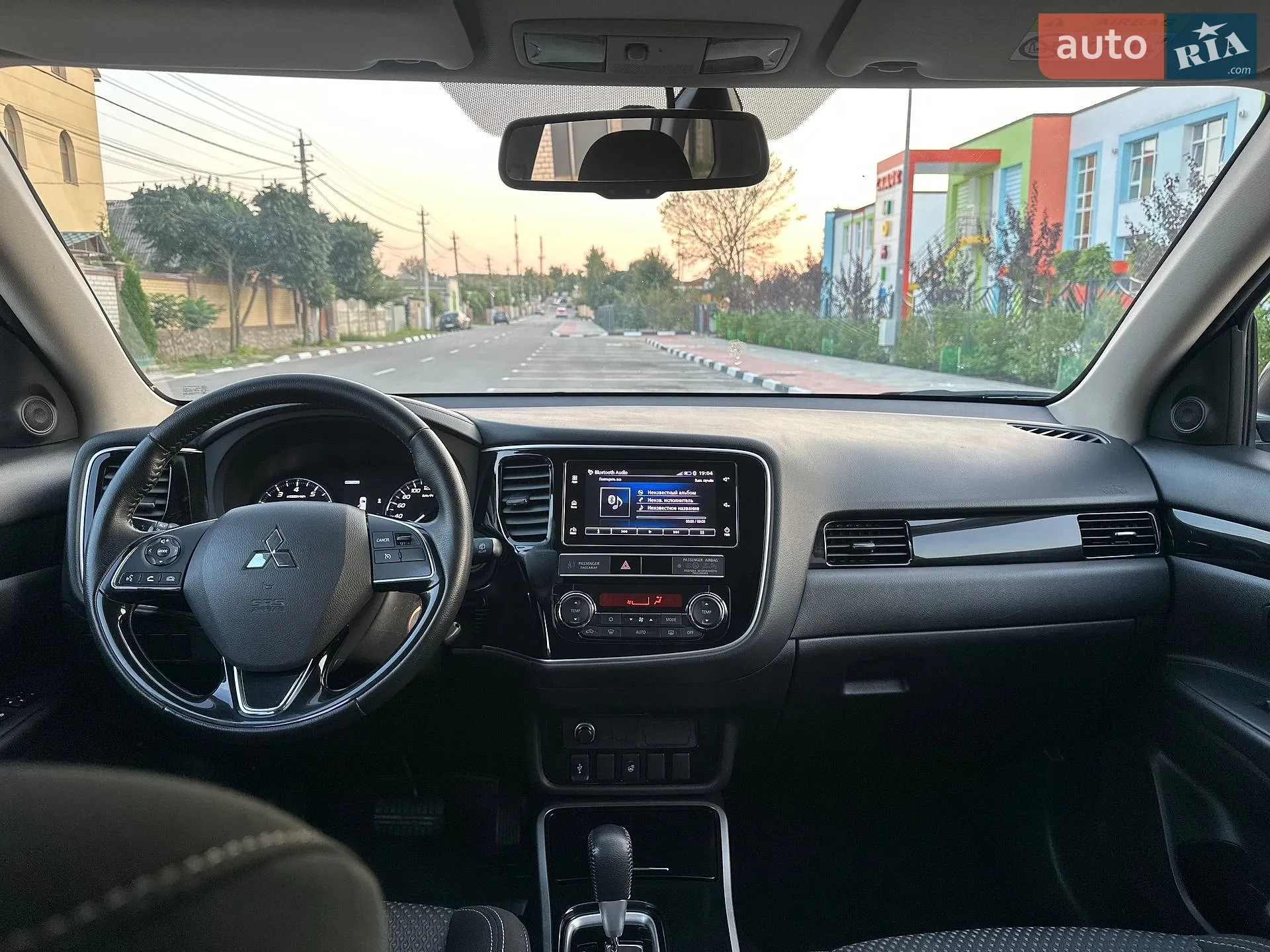 2018 Mitsubishi Outlander - мініатюра 9