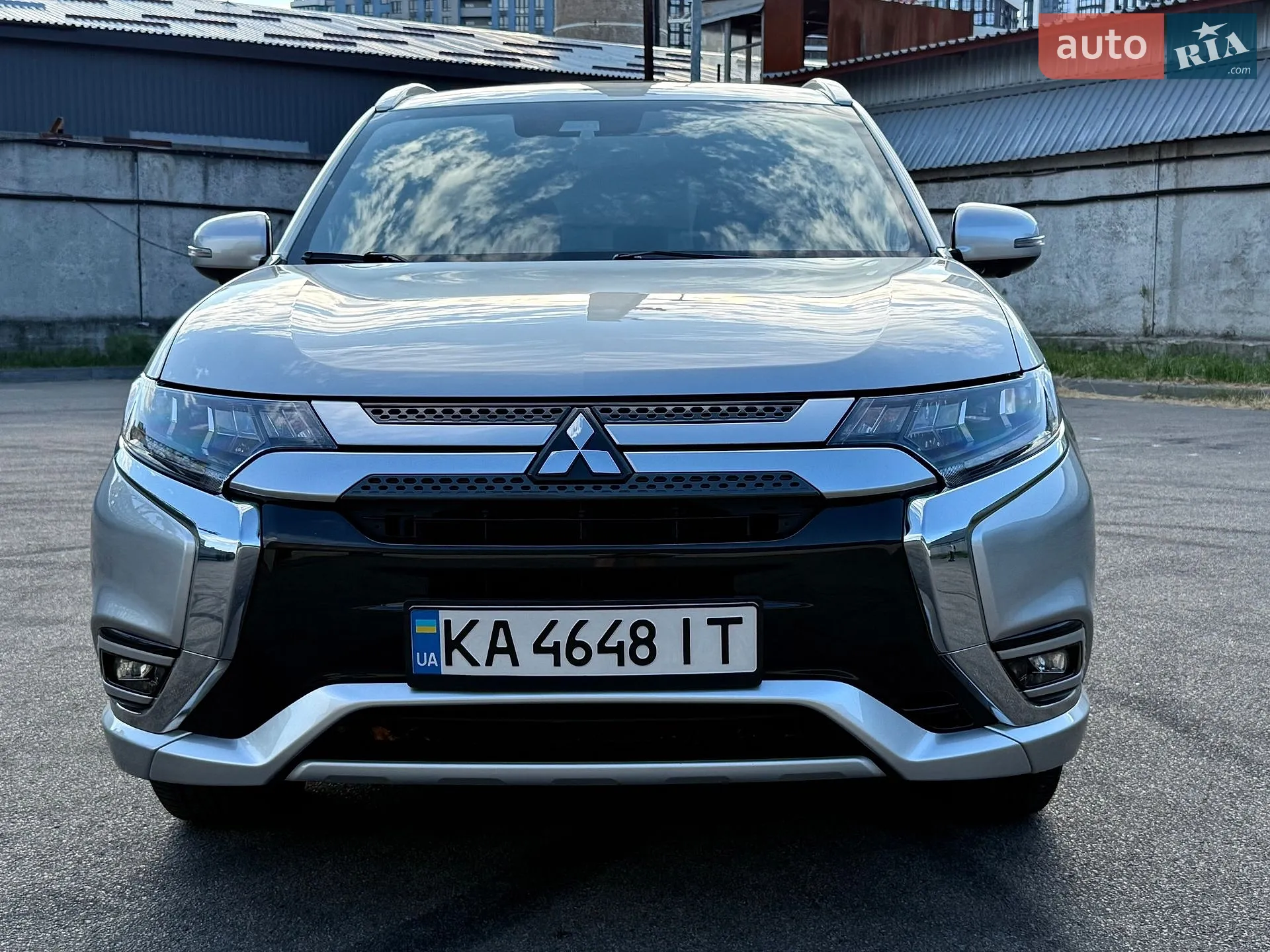 2020 Mitsubishi Outlander - мініатюра 3