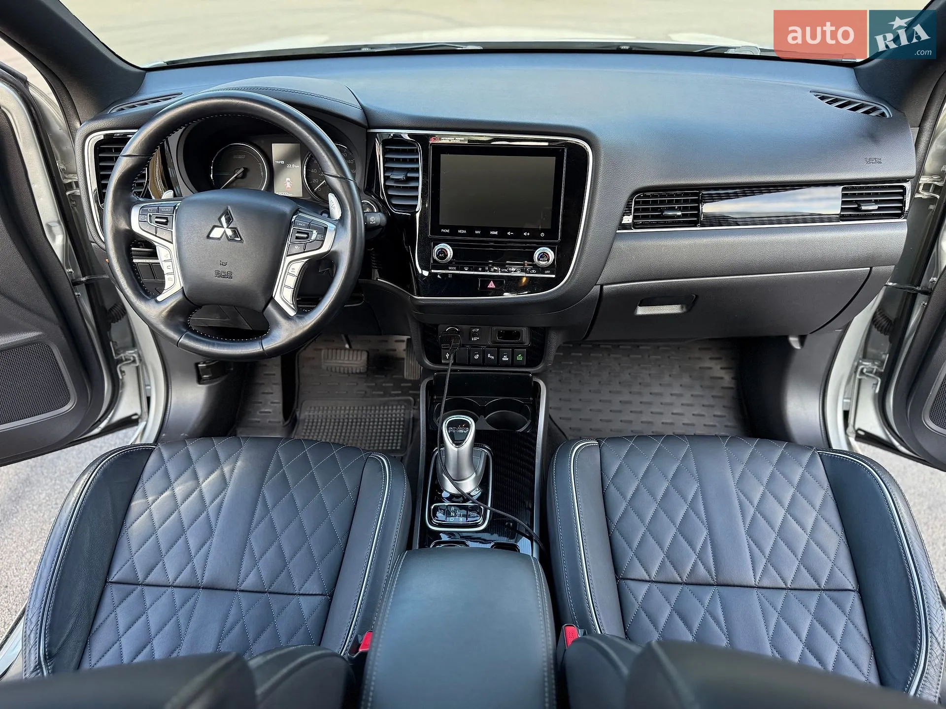 2020 Mitsubishi Outlander - мініатюра 42