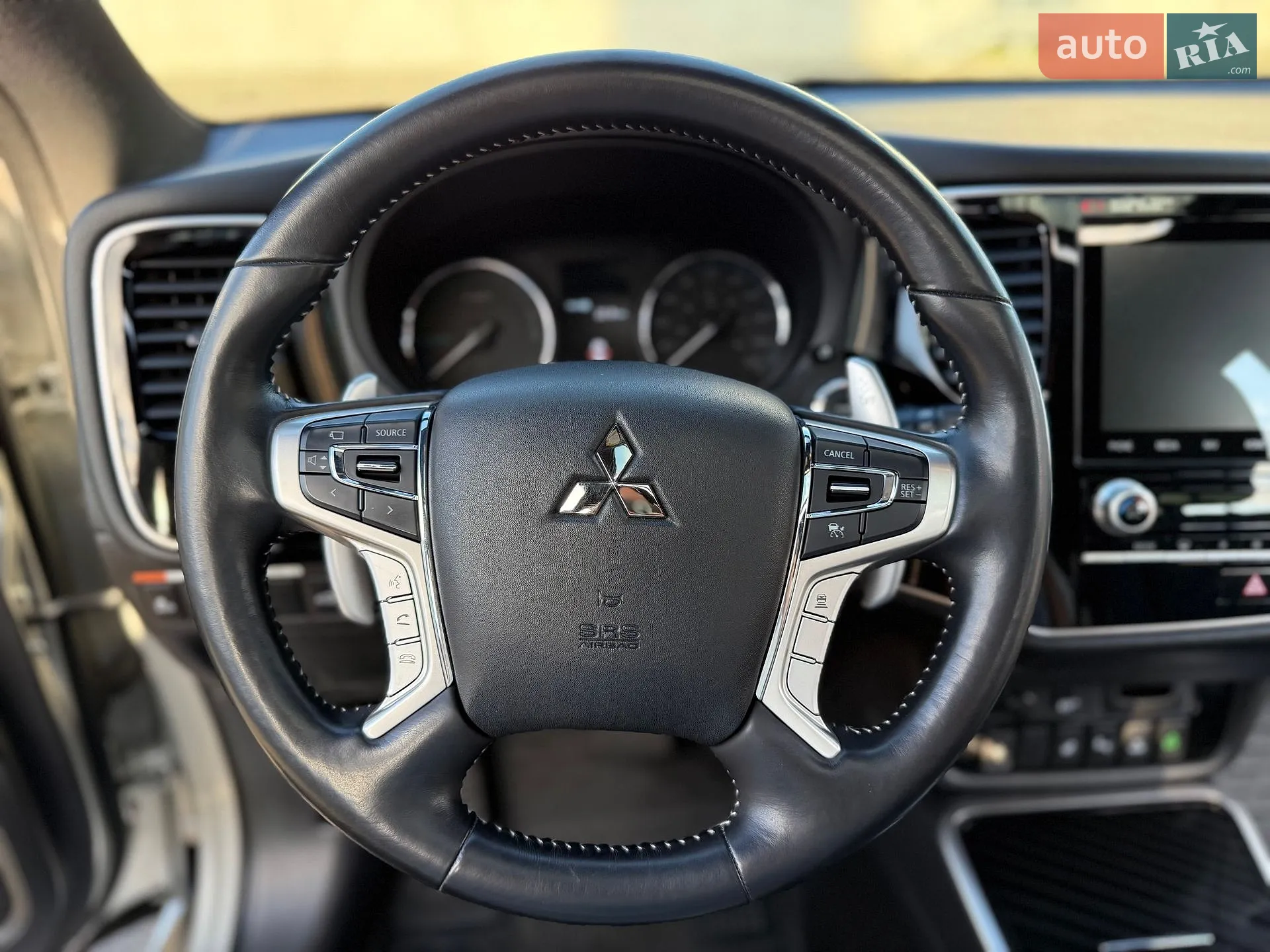 2020 Mitsubishi Outlander - мініатюра 52