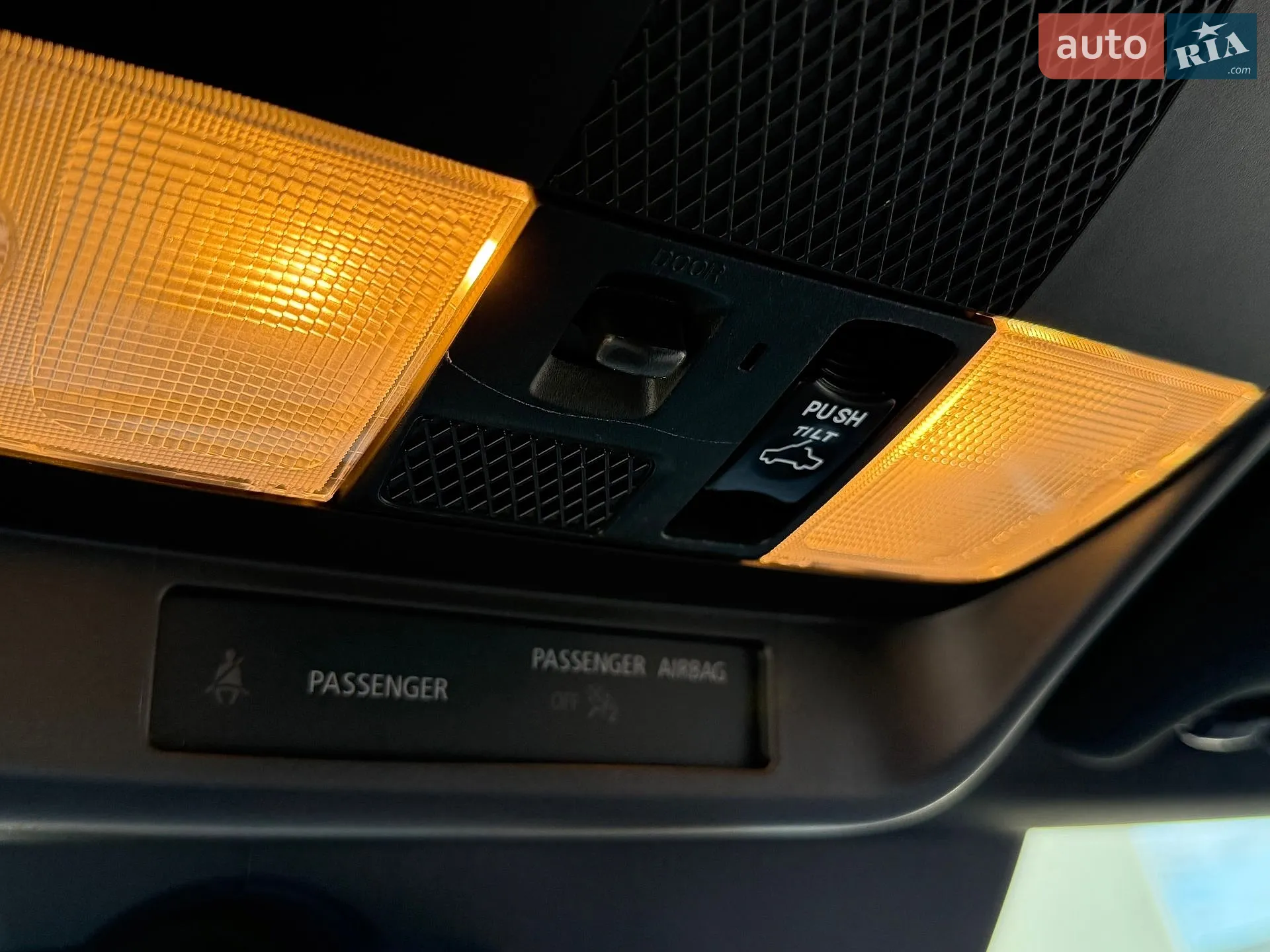 2020 Mitsubishi Outlander - мініатюра 57