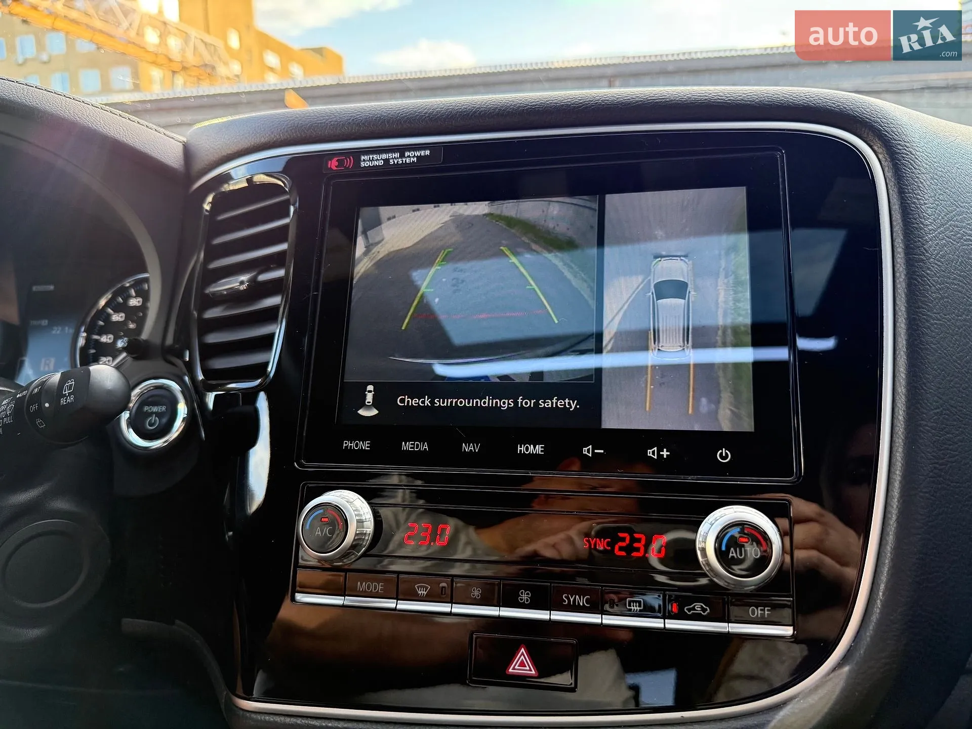 2020 Mitsubishi Outlander - мініатюра 63