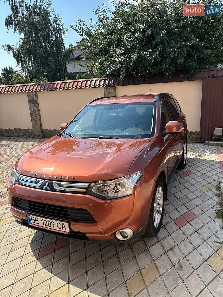 2014 Mitsubishi Outlander - мініатюра 23
