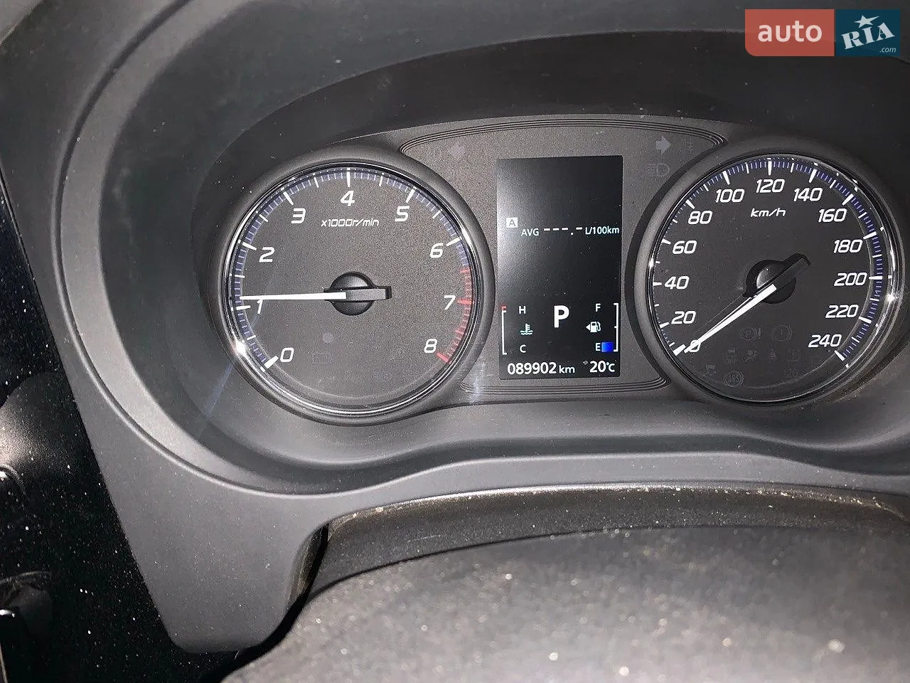 2020 Mitsubishi Outlander - мініатюра 2