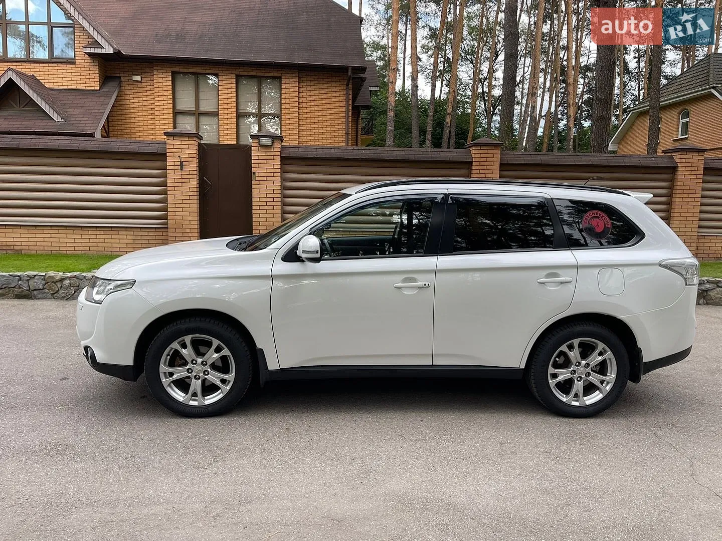 2013 Mitsubishi Outlander - мініатюра 3