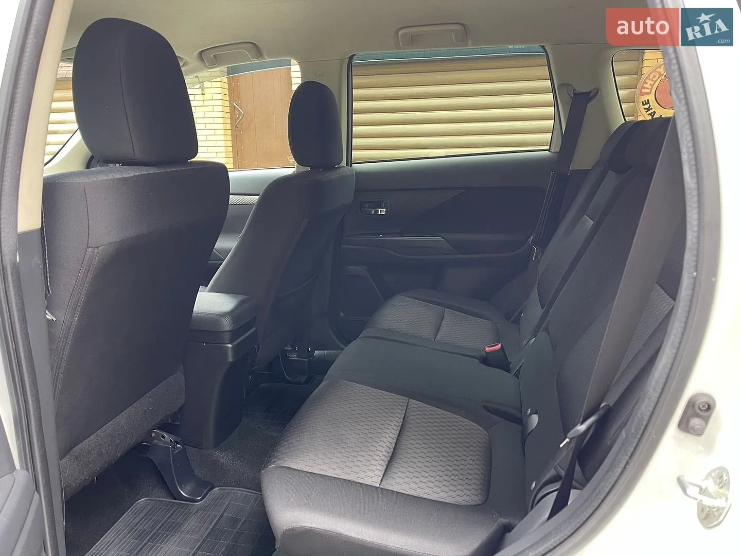 2013 Mitsubishi Outlander - мініатюра 12