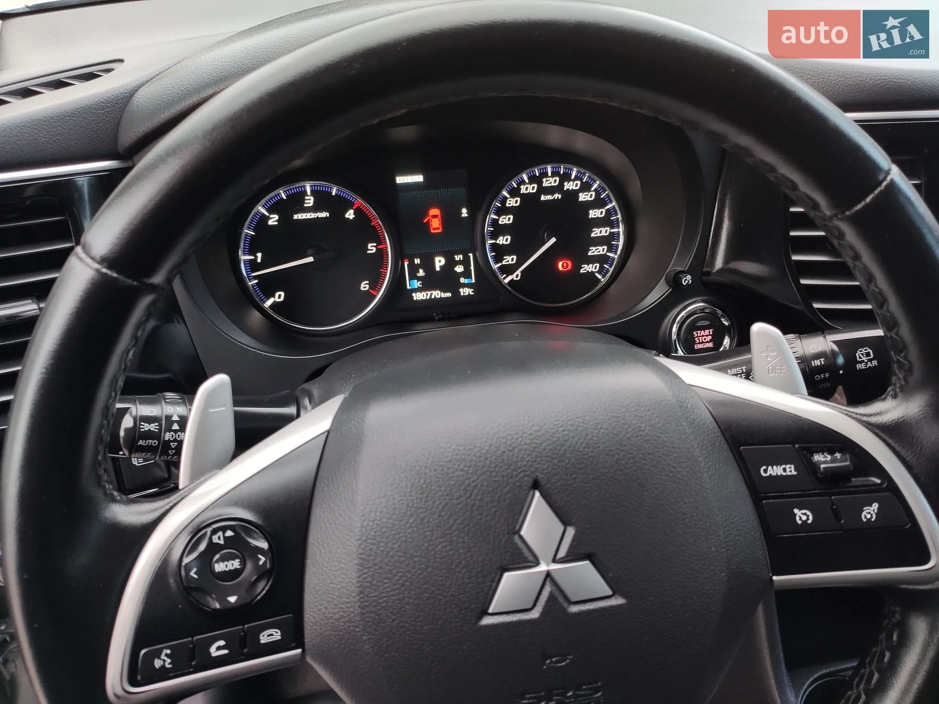 2015 Mitsubishi Outlander - мініатюра 21