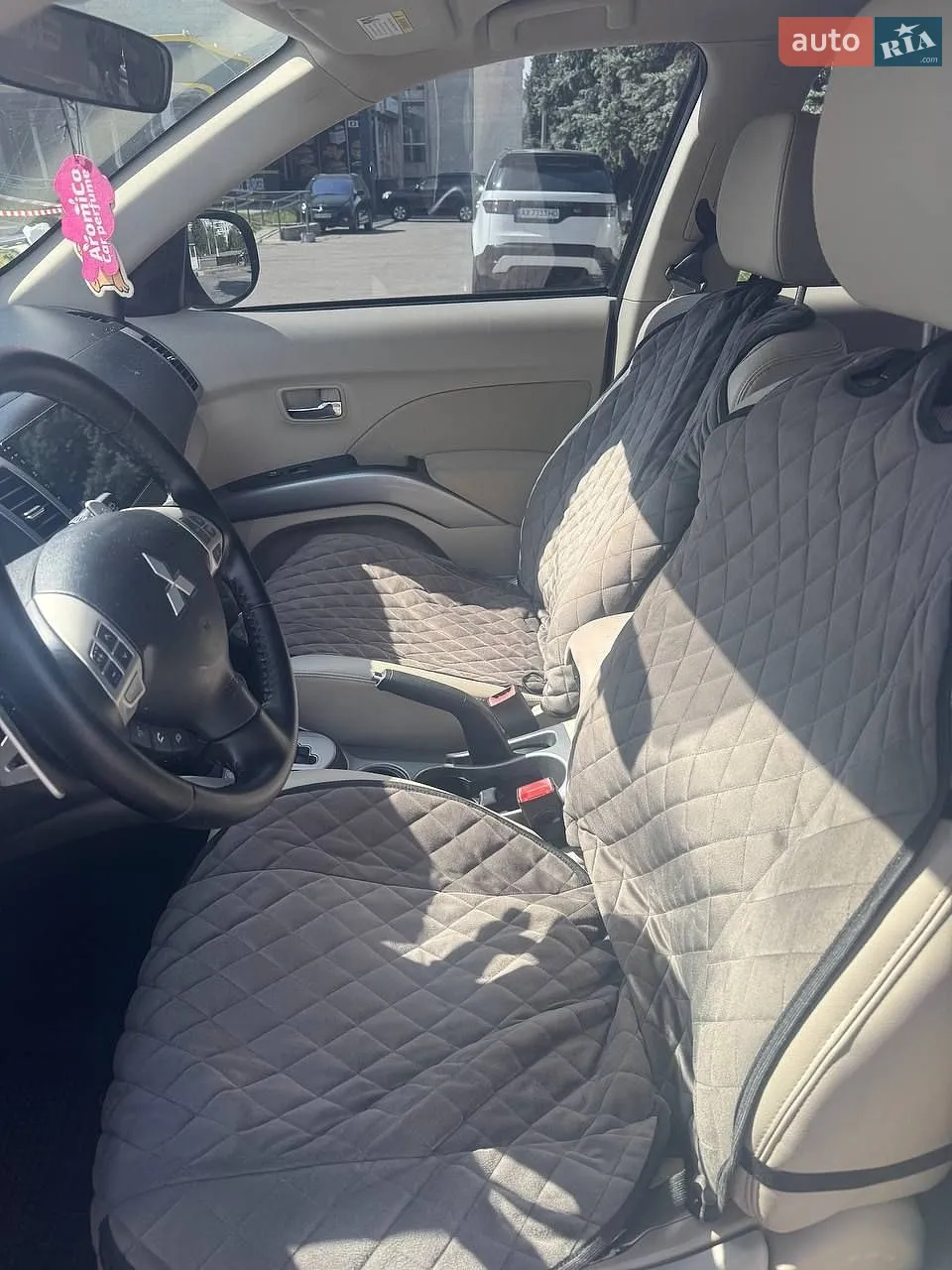 2010 Mitsubishi Outlander - мініатюра 8
