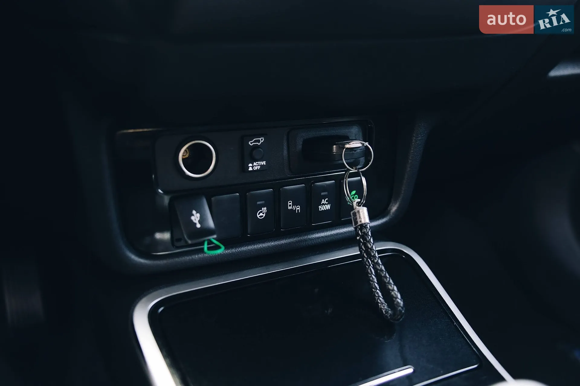 2020 Mitsubishi Outlander - мініатюра 12