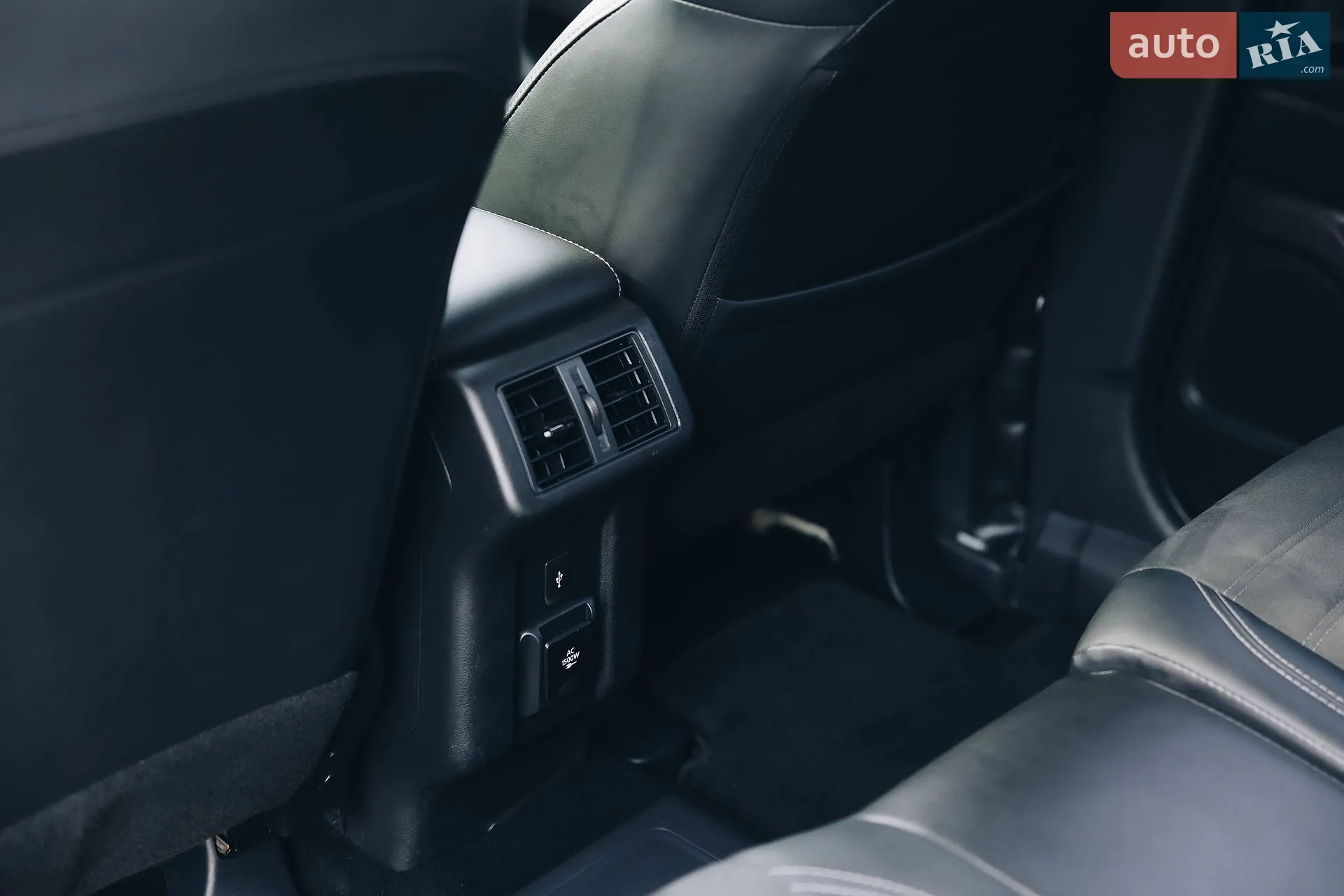 2020 Mitsubishi Outlander - мініатюра 23