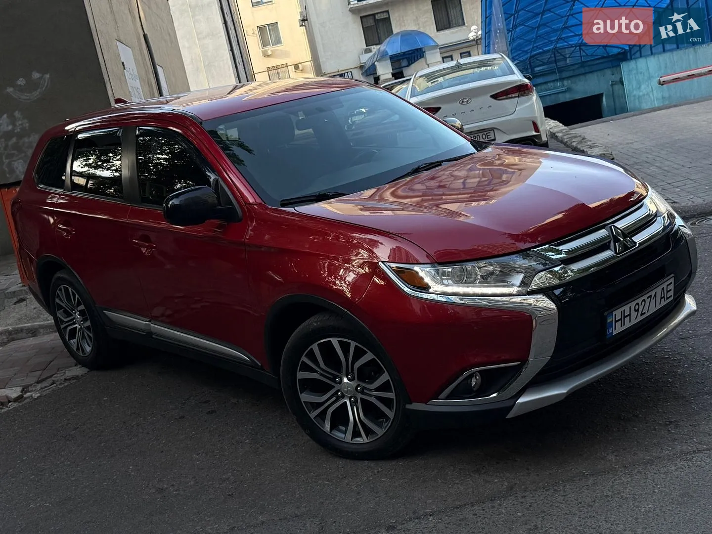 2017 Mitsubishi Outlander - мініатюра 2